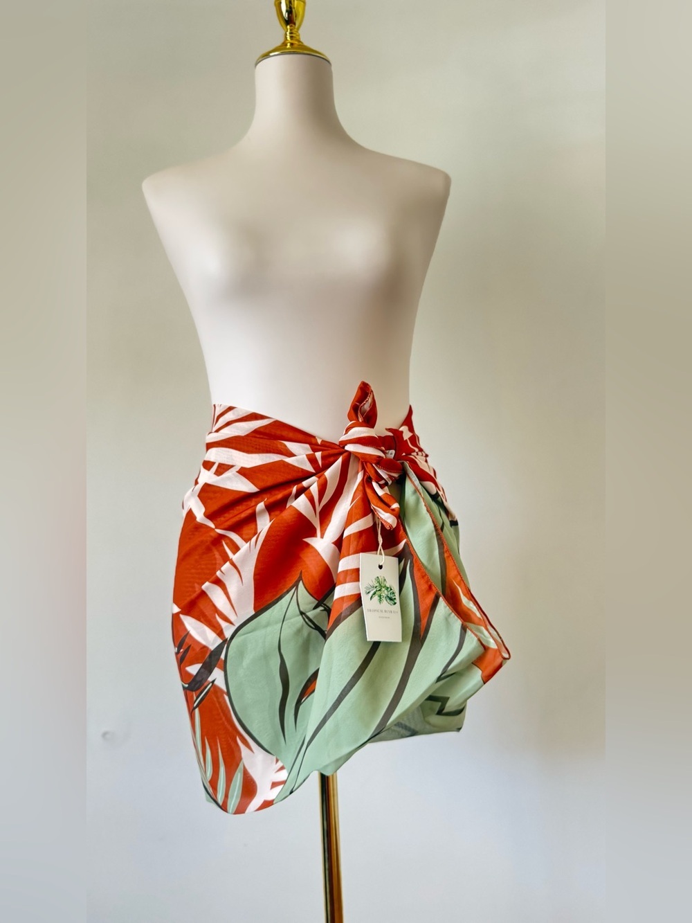 NWT ! Tropical Leaf Print Cover Up Skirt Wrap Long Short One Size Woman
